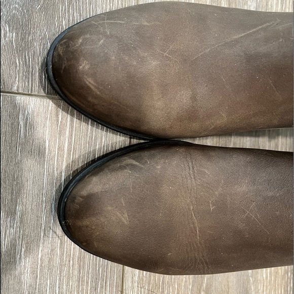 Woman’s Clarks Ultimate Comfort Collection Brown Boots! - Picture 7 of 7